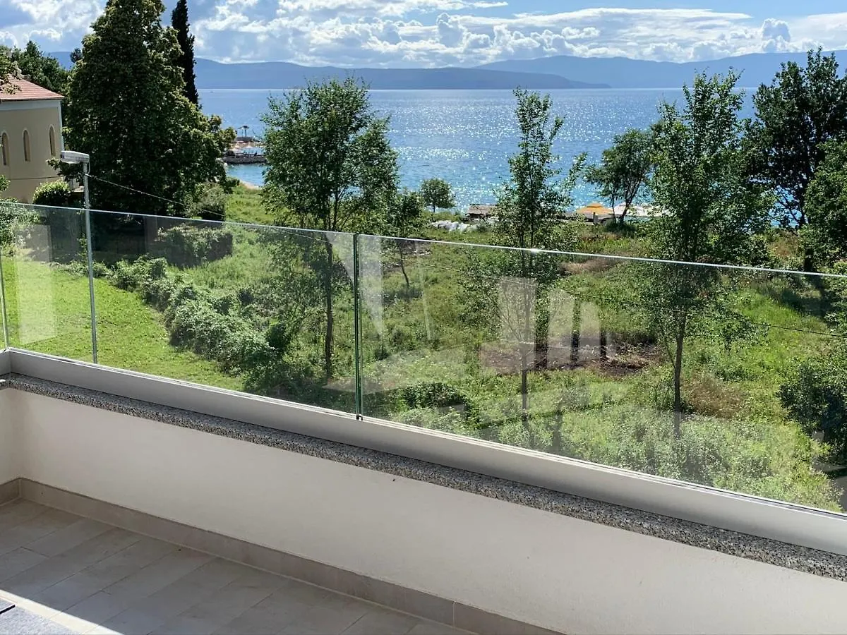 Apartman Polje Njivice 0*,  Croatia