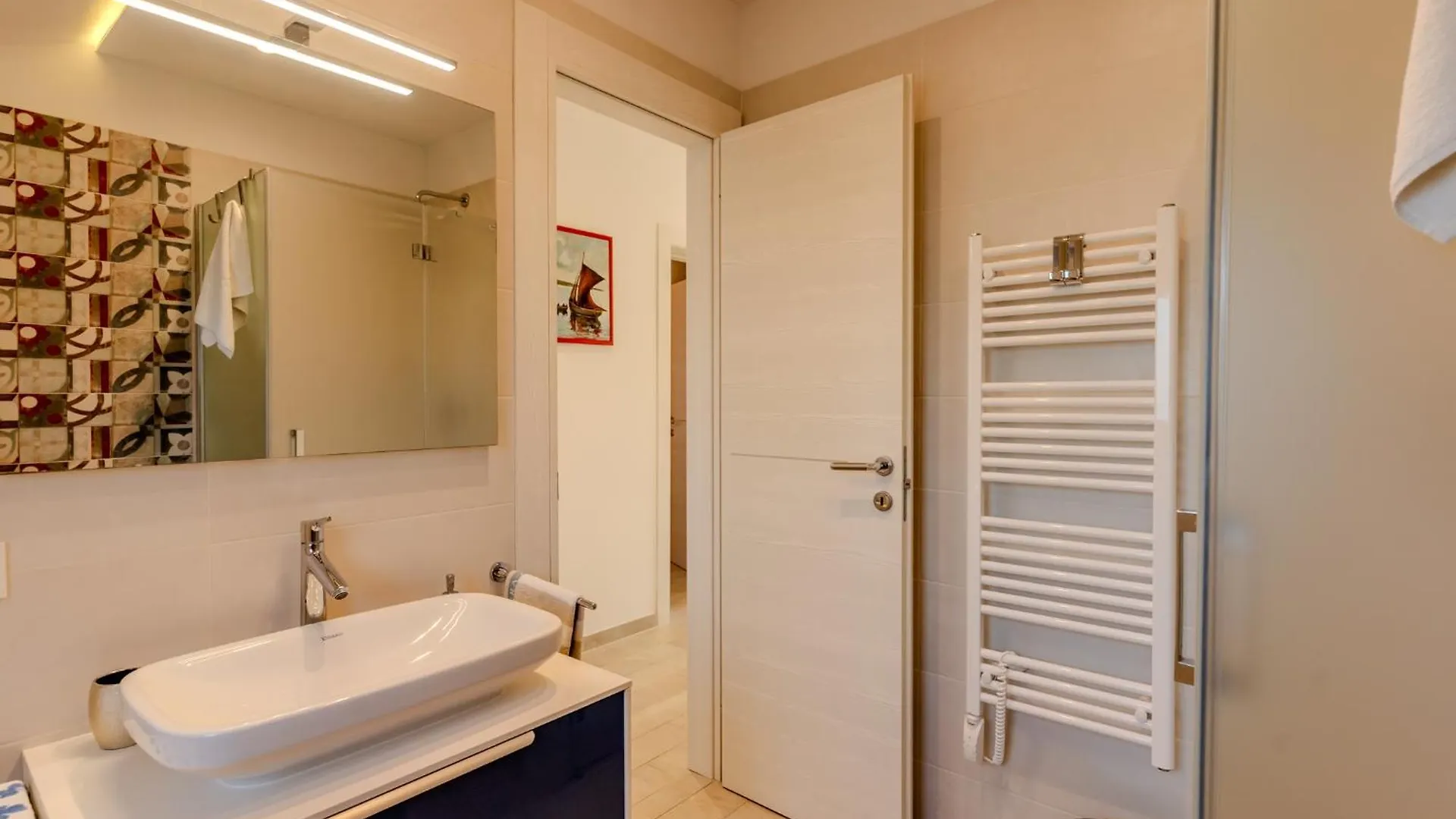 Apartman Polje Njivice 0*,  Croatia
